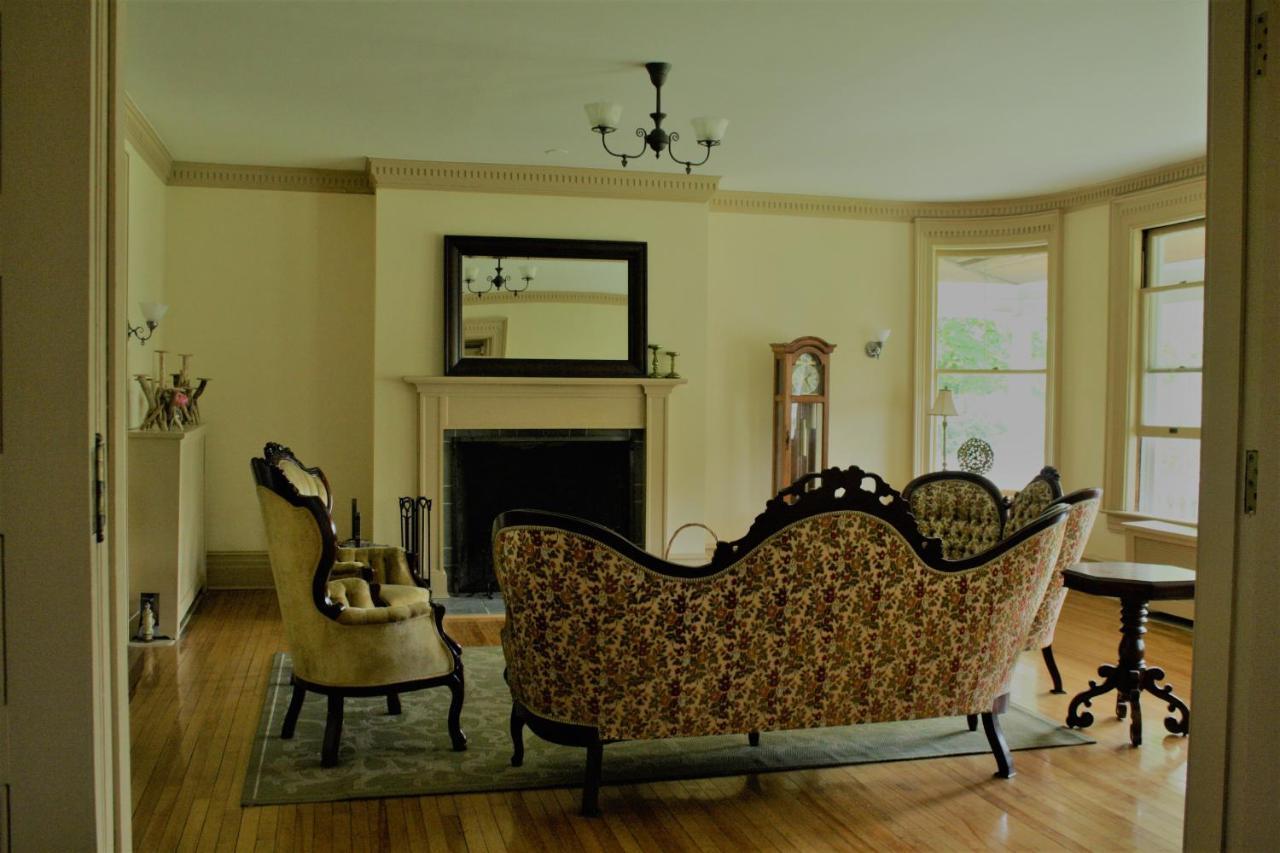 Franklin Manor * Saranac Lake